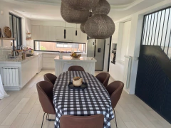 MANTEL REDONDO IMPERMEABLE en internet