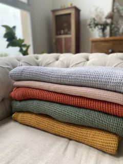 PIE DE CAMA/MANTA NIDO - Law&Co