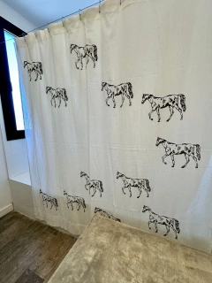 Cortina de baño sin volado en internet