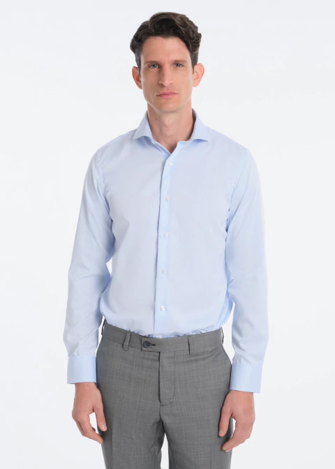 CAMISA CELESTE DIAGONAL CUELLO ABIERTO - comprar online