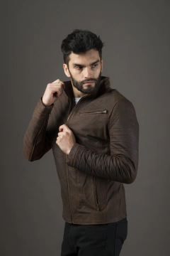 Sebastian Engrasada & Old Bronze - TAURO CUER