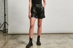 Francesca Short Negro - tienda online