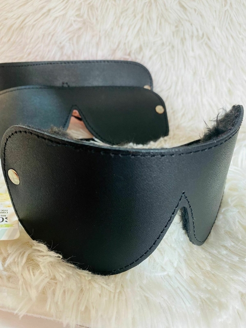 KUBIAK ANTIFAZ CIEGO DE CUERO CON PELUCHE NEGRO - KS25351 - comprar online