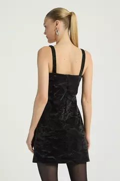VESTIDO EM COURO ECOLOGICO PRETO - MY PLACE na internet