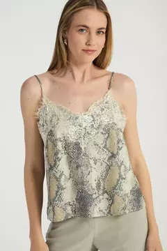 CAMISETA COM RENDA SNAKE ESTAMPA SNAKE - MY PLACE - comprar online