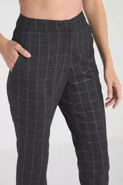 CALÇA CIGARRETE XADREZ COM LUREX PRETO/PRATA - MY PLACE - ELMÊ