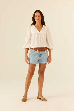 SHORT JEANS DESTROYED BARRA A FIO - maria filó na internet