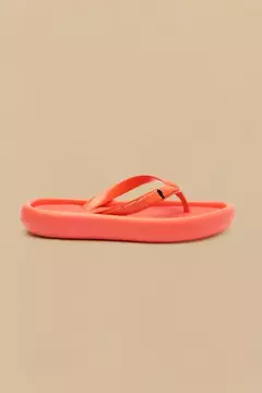 Chinelo Canoa Com Pin laranja - farm apé - comprar online