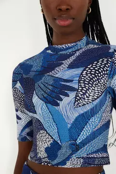 blusa cropped Festa de Pássaro - FARM RIO - comprar online