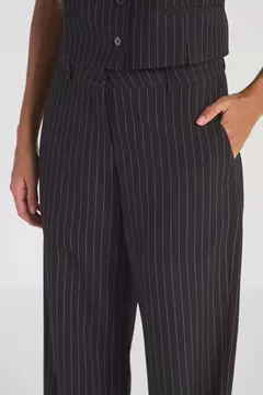 CALÇA ALFAIATARIA RISCA DE GIZ PRETO - MY PLACE - loja online