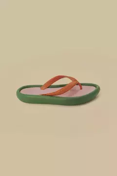 Chinelo Canoa Colorê laranja/verde - farm apé - comprar online