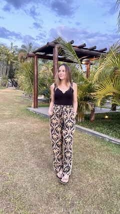calça artesanal camafel tropical - FARM PRAIA na internet