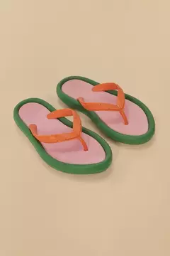 Chinelo Canoa Colorê laranja/verde - farm apé - loja online
