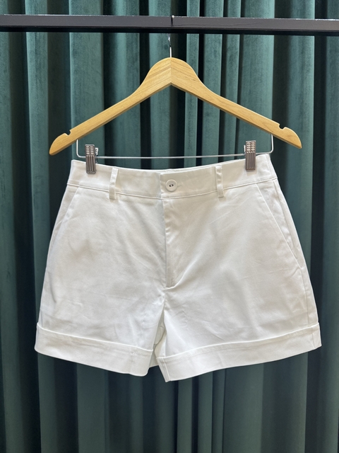Short alfaiataria barra off white - Maria filó