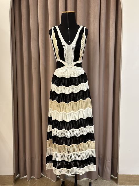 vestido tricot daiane listras P&B e bege