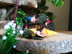 Bebê Duende de Bruços