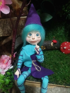 Duende roxo e verde água cabelo azul - comprar online