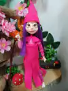 Duendinha rosa cabelo roxo
