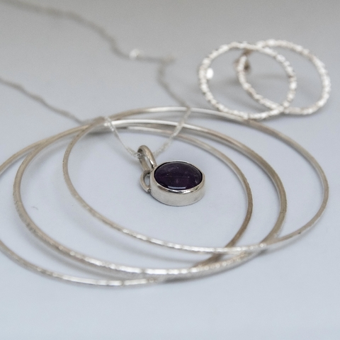 Dije Amatista - Luna creciente con cadena - comprar online