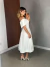Vestido longuete com saia rodada e modelo ombro a ombro -Gracie - Closet Garota Up Vestidos Brancos para Casamento Civil -