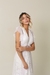 Vestido noiva longo minimalista com manga no poá- Talita (última peça) - Closet Garota Up Vestidos Brancos para Casamento Civil -