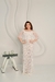Vestido de noiva longo com renda branca e fundo nudo modelo ombro a ombro - Verônica na internet