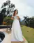 Vestido de noiva longo com alça regulavél e saia com fenda Plus - Wendy - Closet Garota Up Vestidos Brancos para Casamento Civil -