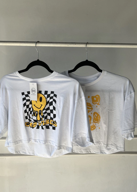 CAMISETA CROPPED SMILE