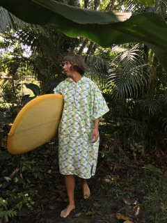 Poncho limonada branca na internet