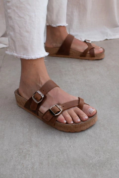 Sandalia Clara en internet