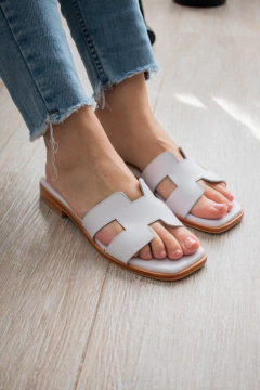 Sandalia Helga - Bendita tu eres