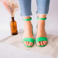 Sandalia Eloisa en internet