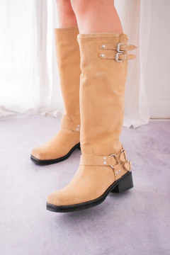 Bota Ibiza en internet