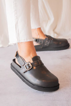 Zueco Praia - Bendita tu eres