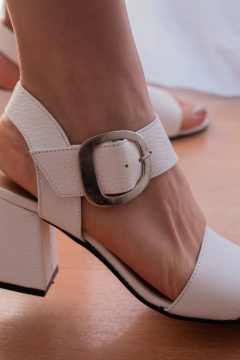 Sandalia Antonia - Bendita tu eres