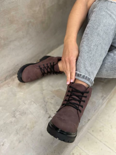 Borcego Tokio en internet