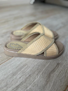 Zueco Saori - Bendita tu eres