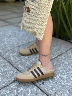 Zueco Soul en internet