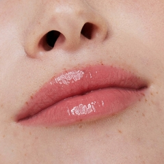 Essence What The Fake Plumping Lip Filler Pearly Nude Finish - Berenka Make Up