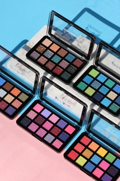 Palette Coleccion Dia y Noche / Noche - J.Cat - comprar online
