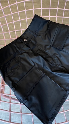 mini cargo engomada negra