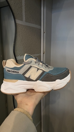 New balance base sport
