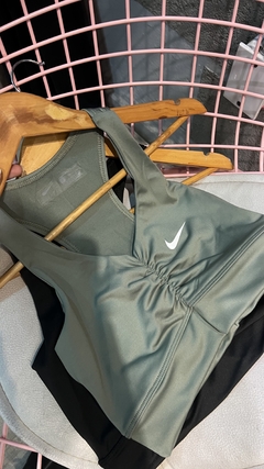 Top Nike frunce - comprar online