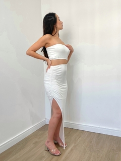 Vestido Recortes Longo na internet