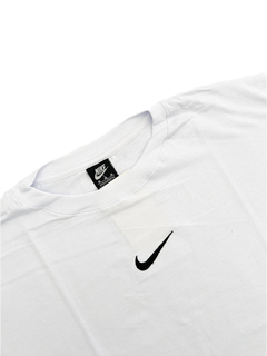 REMERA NK OVERSIZE WHITE - comprar online