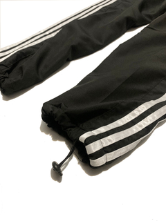 PANTALON ADI ROMPEVIENTO BLACK ( CIERRE EN BOLISLLO ) - MALEK INDUMENTARIA