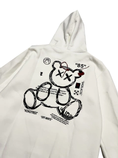 BUZO NK OFF WHITE BEAR CREMA en internet