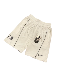 SHORT NK VIVOS CREMA ( OVERSIZE ) - comprar online