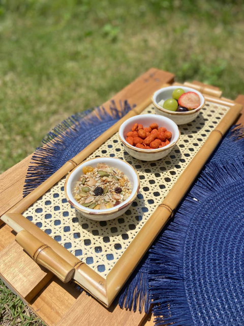 PLACA EM VIDRO, PALHINHA E BAMBU G