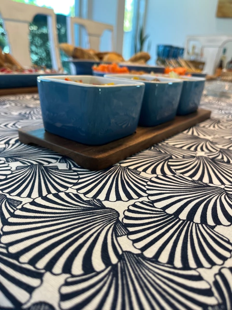 TRILHO CONCHA AZUL MARINHO E BRANCO - comprar online